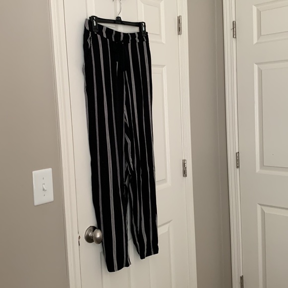 Two pieces - Picture 2 of 3